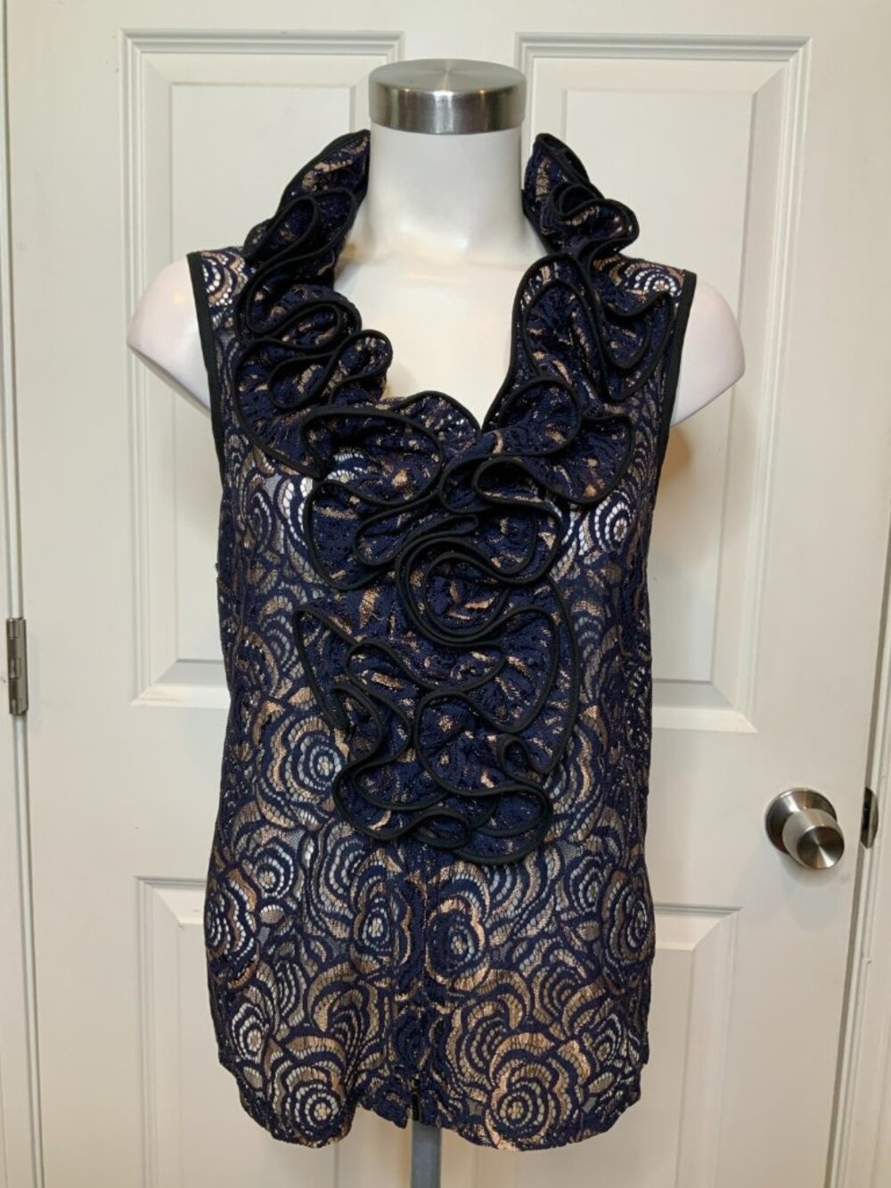 Anne Fontaine Edden Navy Blue Floral Lace Top W/ Ruffle Neck, Size 44 | 12 NWT!